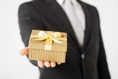 Quà tặng độc đáo và bất ngờ nhất hợp cho mọi sự kiện