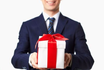 Quà tặng sinh nhật ý nghĩa nhất - Sự bất ngờ đến "Khó Tả"